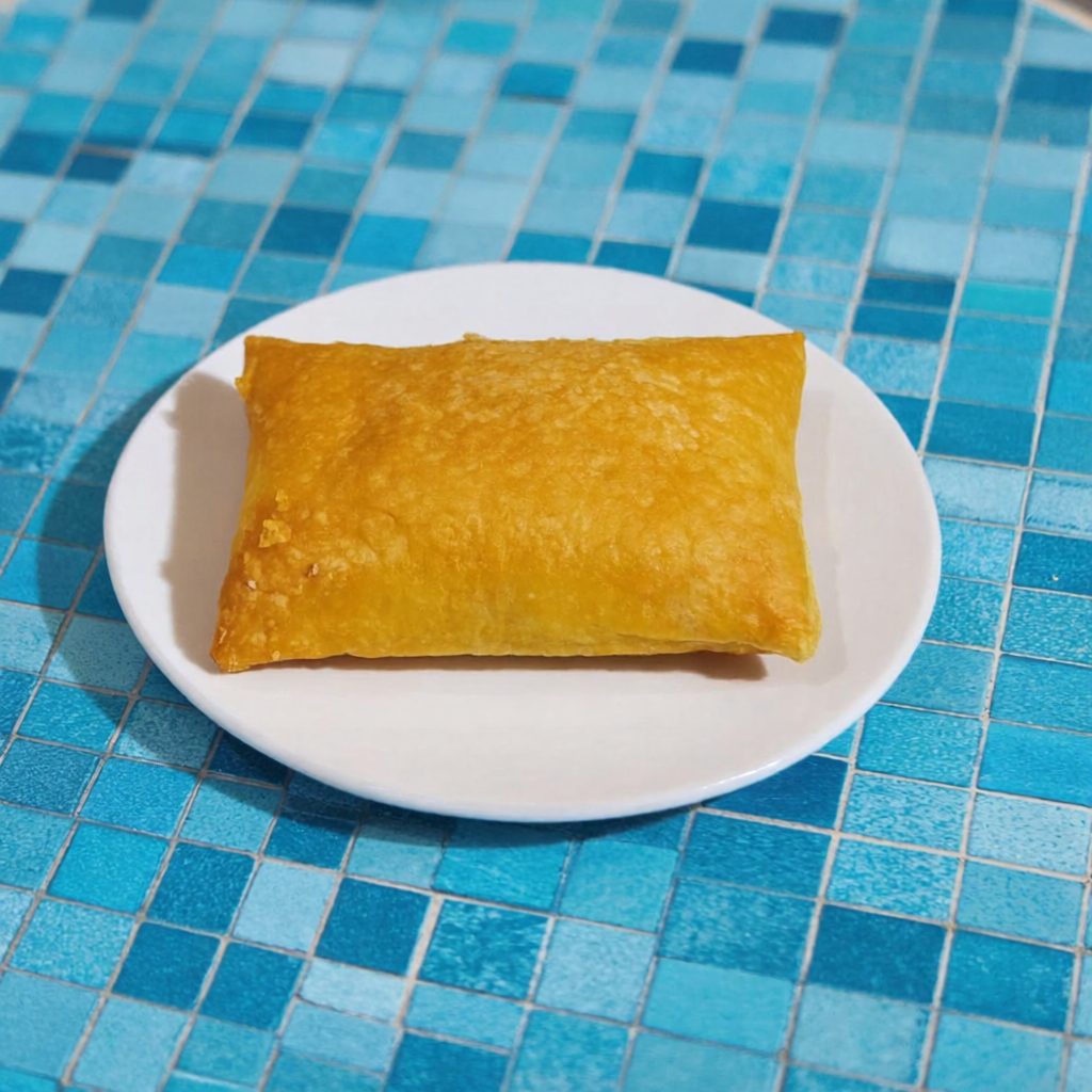 Pizza Puff.